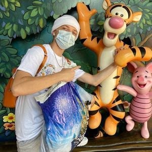 Meet your Posher, Tyler